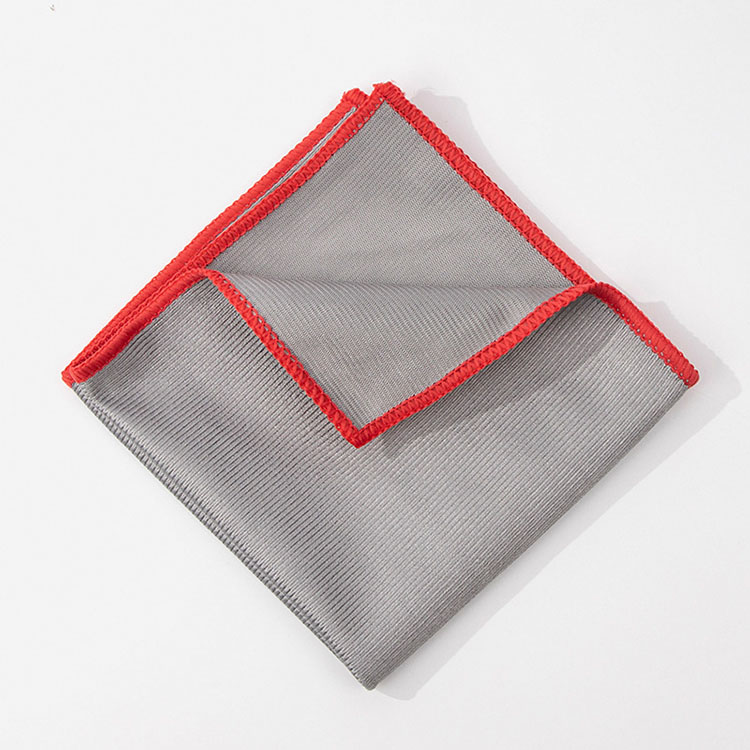 Easy to grip cleaning Easy to grip cleaning